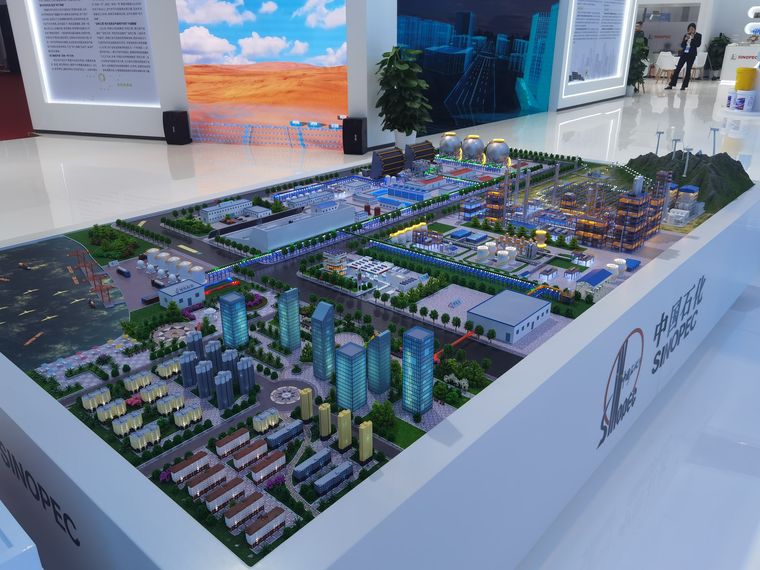Petrochemical complex model with tanks and process units