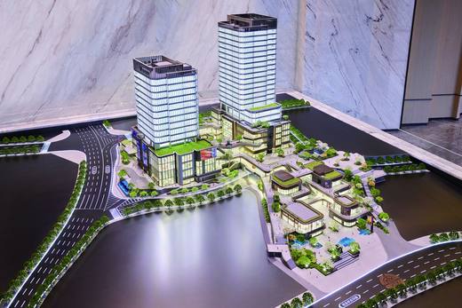 Offices & HQs